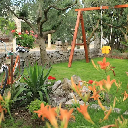 アパート Sarlija Pakoštane