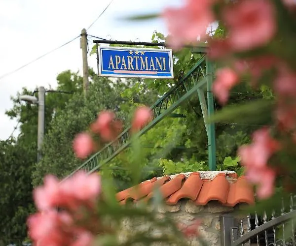 アパート Sarlija *